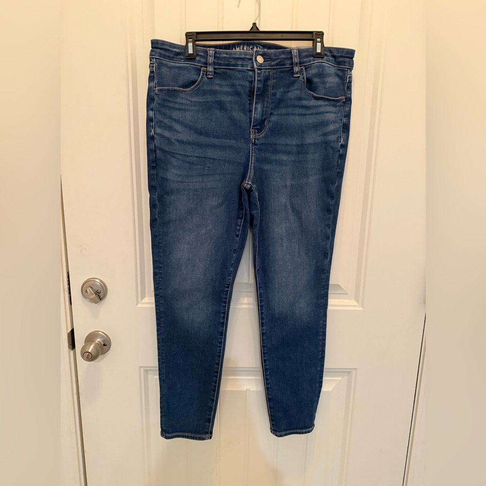 American Eagle Outfitters Women's Dark Blue Ankle Jeans